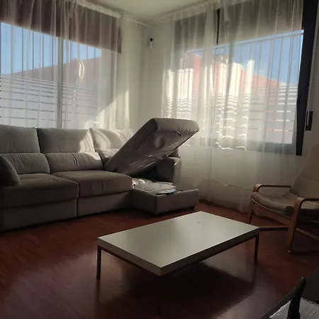 Ap4Us B1 - Apartment For Us - Sightseeing & Beach Near To Barcelona Badalona Exterior photo