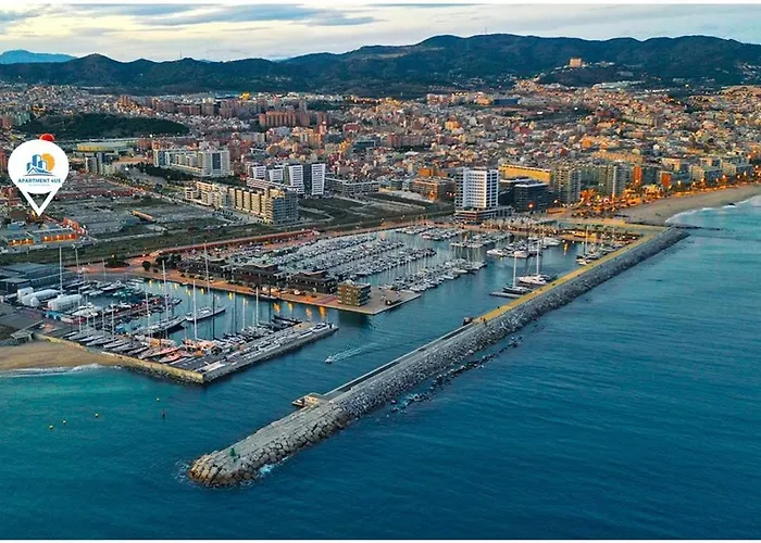 Ap4Us B1 - Apartment For Us - Sightseeing & Beach Near To Barcelona
